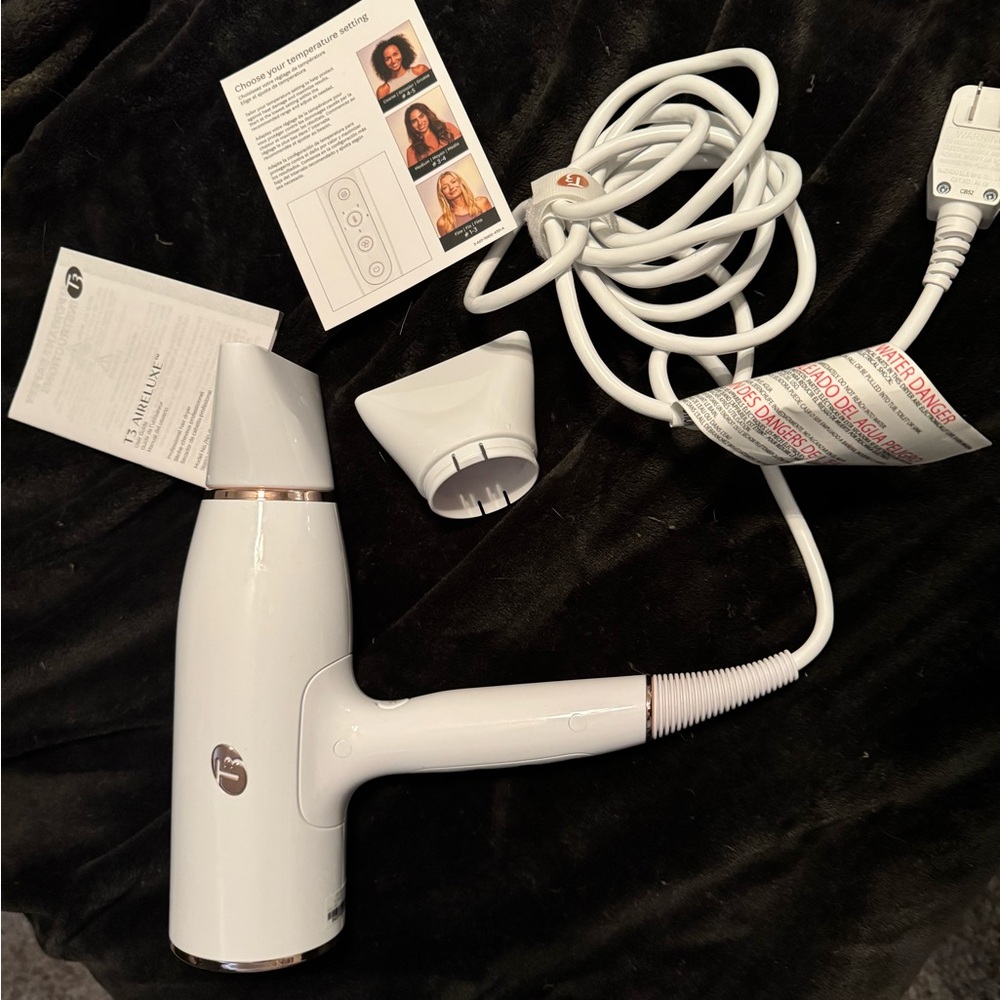 T3 White Hair Dryer with Attachments
